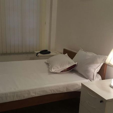 Park Banjara Guest House Hyderabad Exterior photo